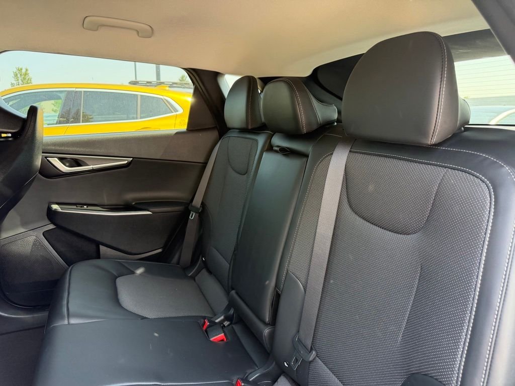Used 2024 Aurora Black Pearl Kia Light image 30