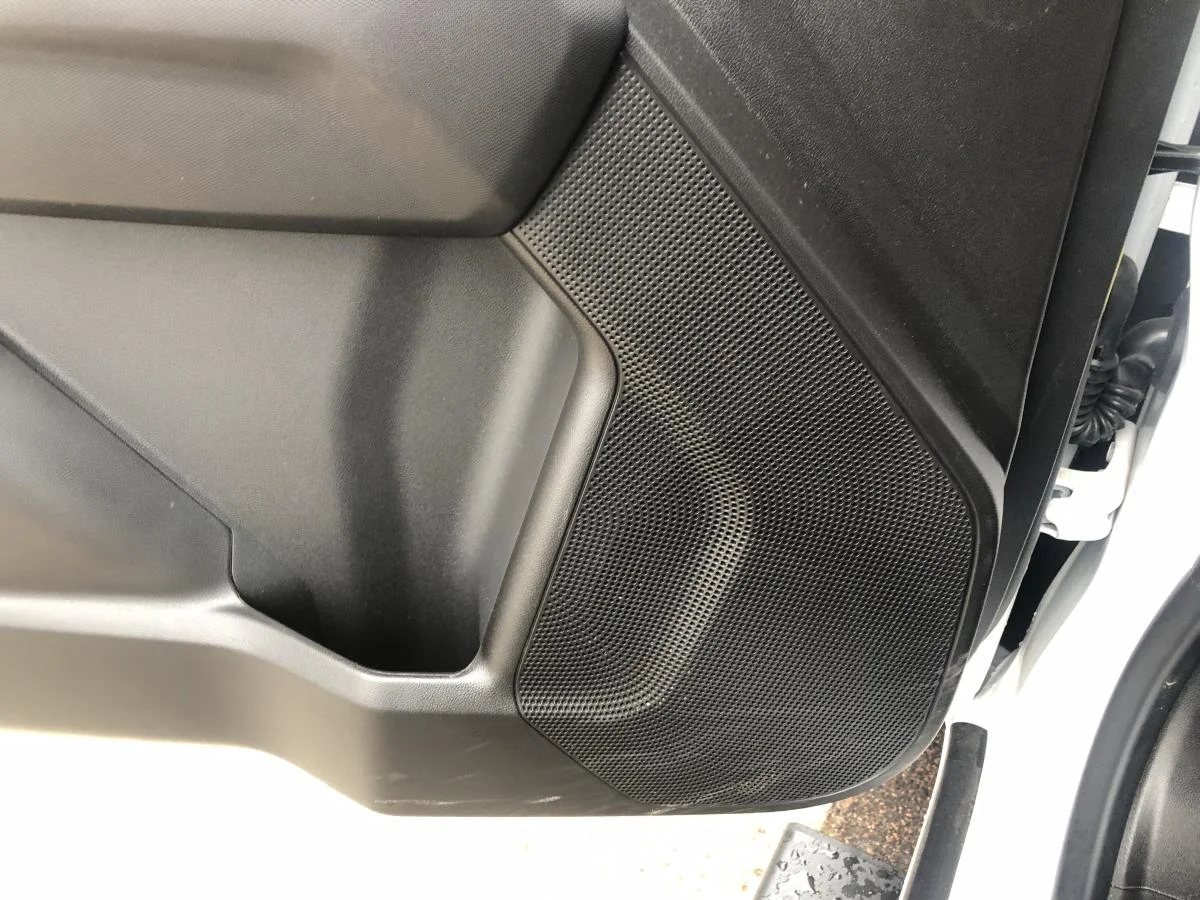 New 2026 White Chevrolet 4wd Crew Cab Trail image 18