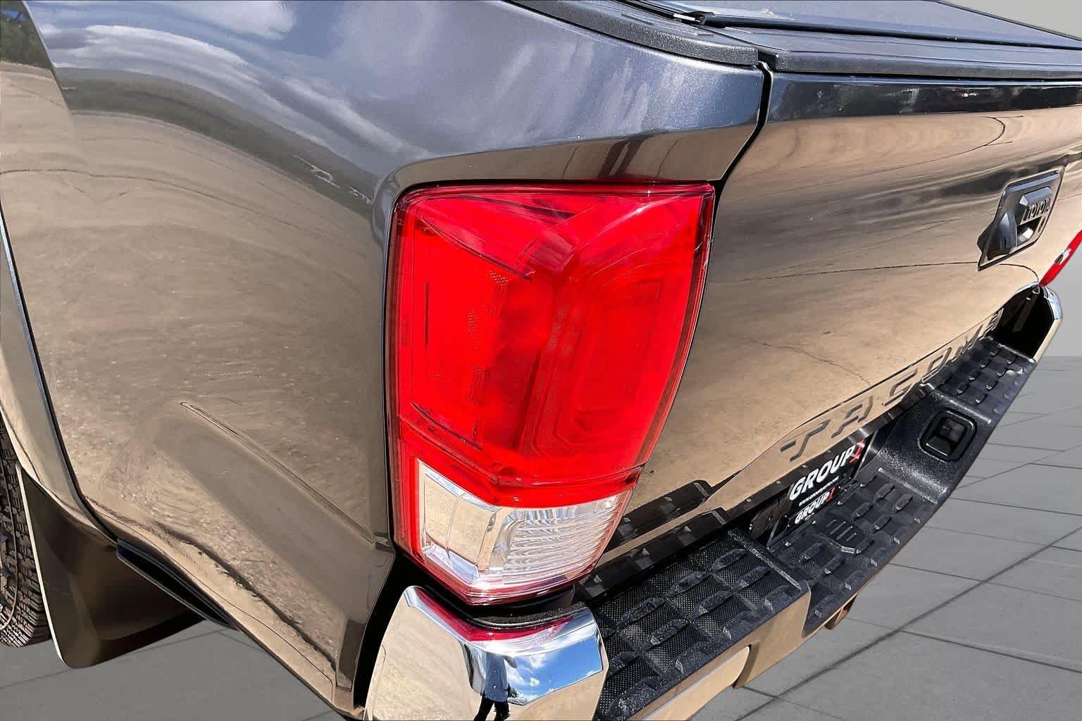 Used 2017 Magnetic Gray Metallic Toyota SR5 image 29
