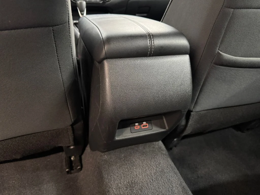 Used 2025 Black Nissan 2.5 SV image 24