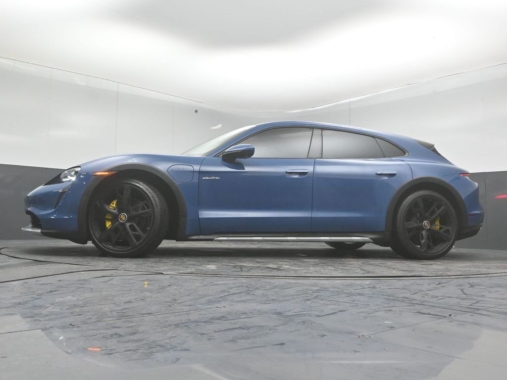 2024 PORSCHE TAYCAN - Image 39