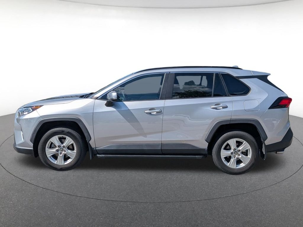 Used 2021 Silver Toyota XLE image 3