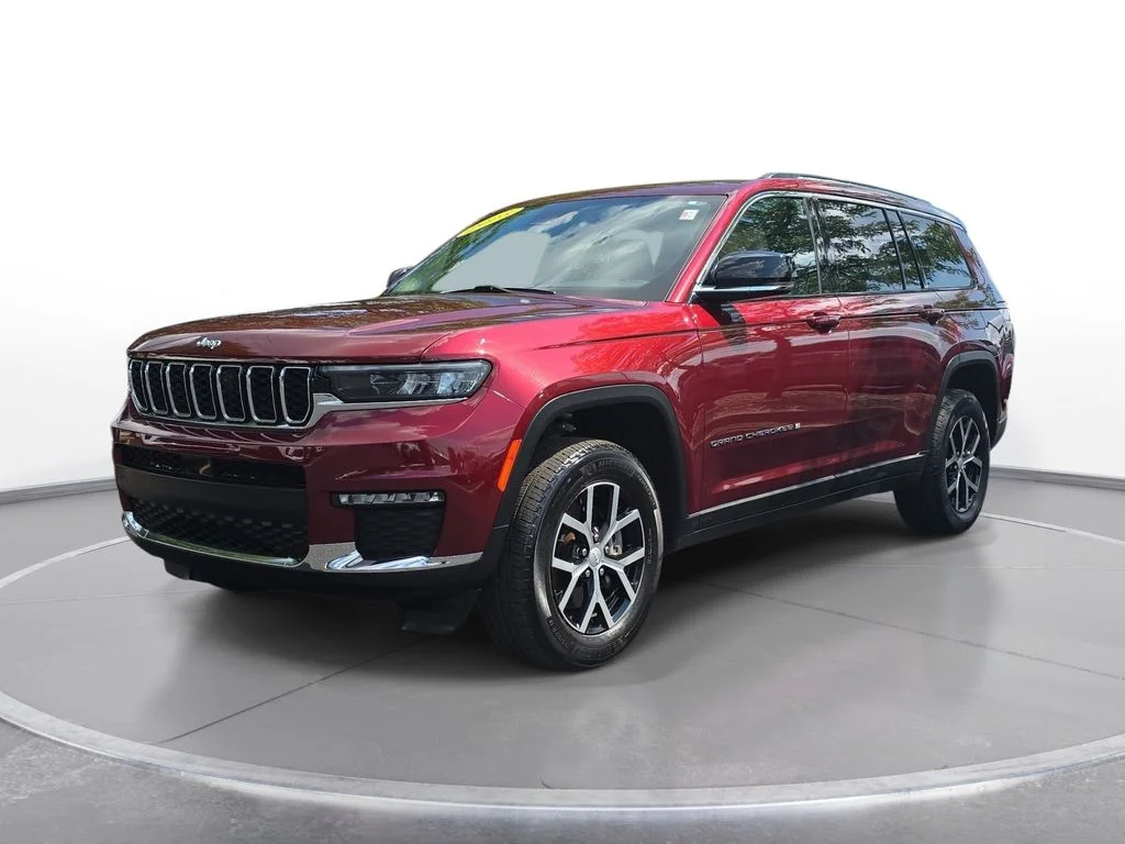 Used 2023 Red Jeep Limited image 1