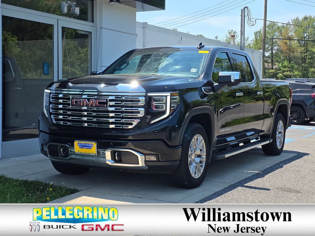 2023 GMC Sierra 4WD Crew Cab Short Box Denali's photo