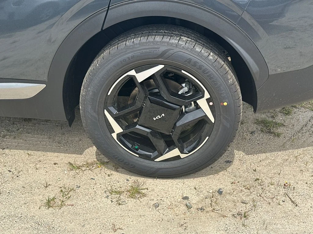 New 2026 Gray Kia EX image 20