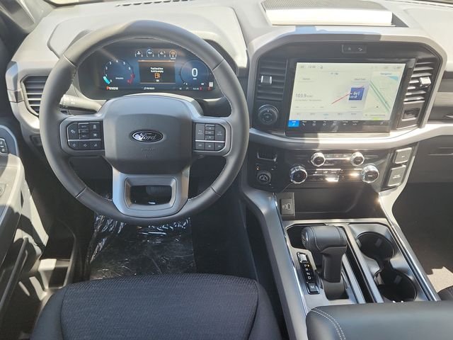 New 2026 Oxford White Ford XLT image 11