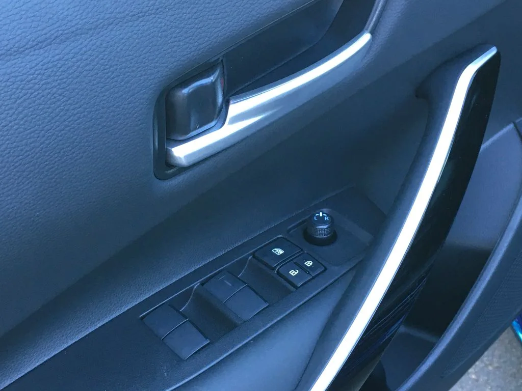 Used 2026  Toyota XLE image 20