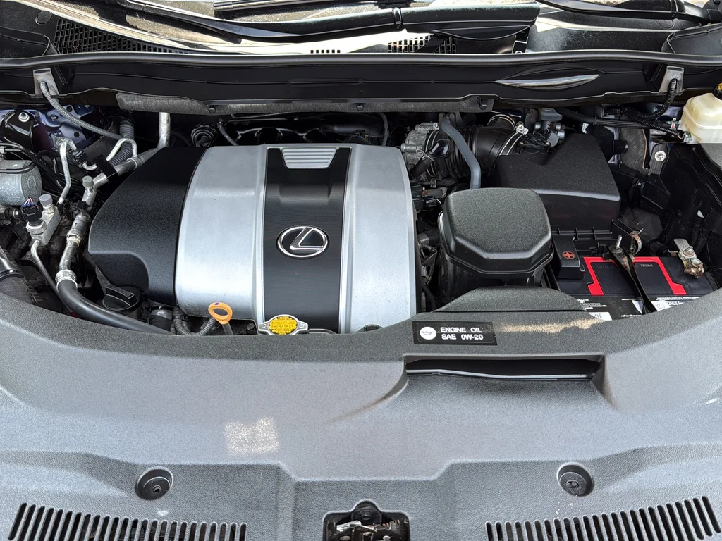 Used 2017 Blue Lexus 350 image 32
