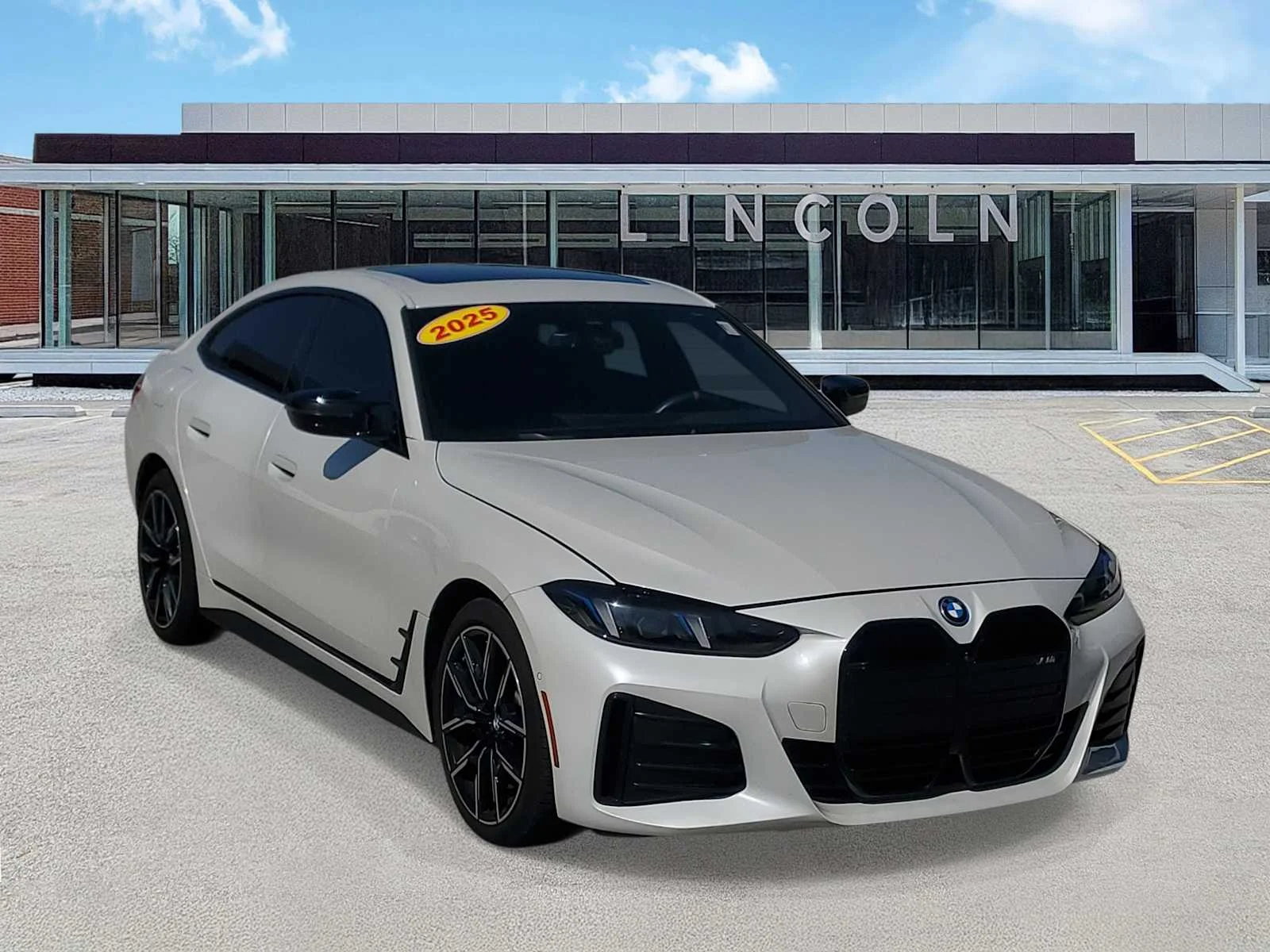 Used 2025 White BMW M50 image 4