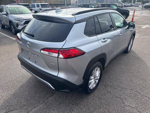 Used 2023 Silver Toyota LE image 8