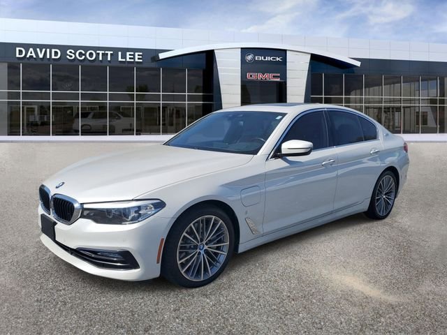 Used 2018 White BMW 530e iPerformance image 2