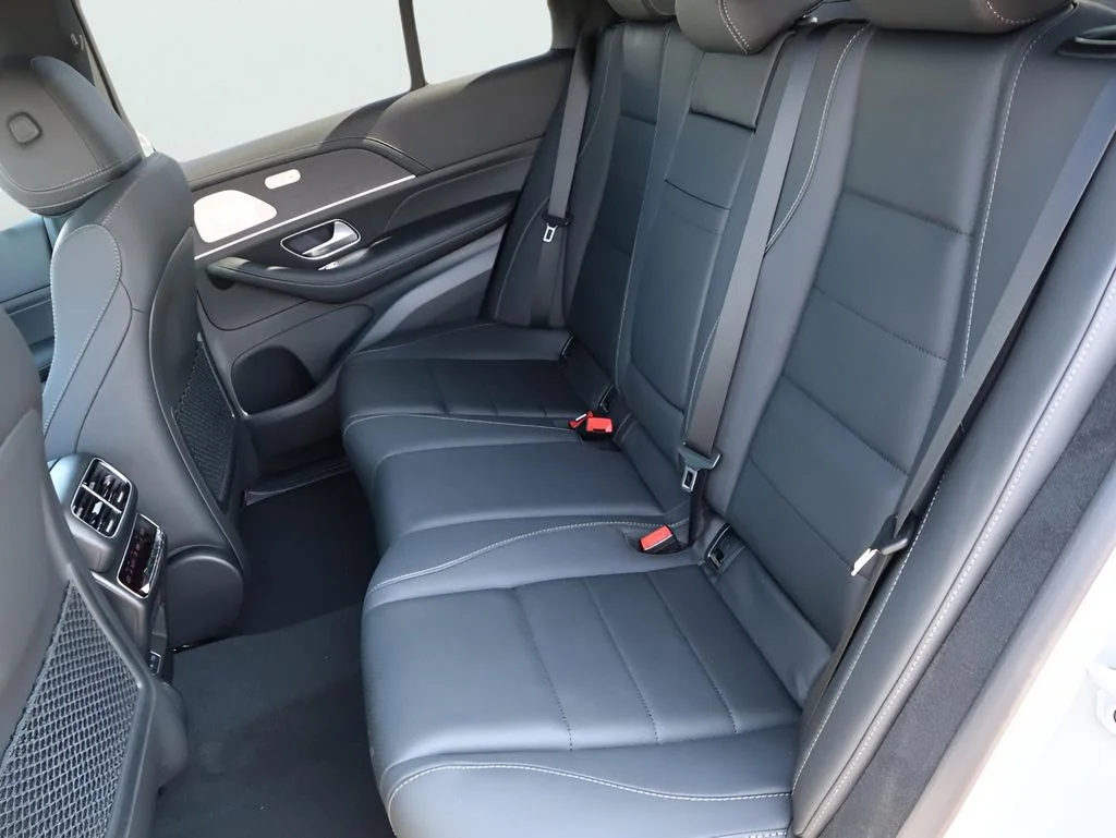Used 2026 MANUFAKTUR Alpine Gray Mercedes-Benz GLE 450 image 23