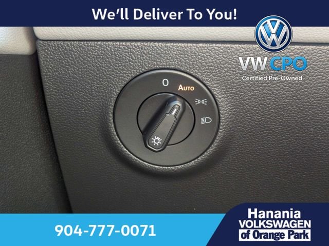 Certified Used 2023 White Volkswagen 1.5T SE image 24