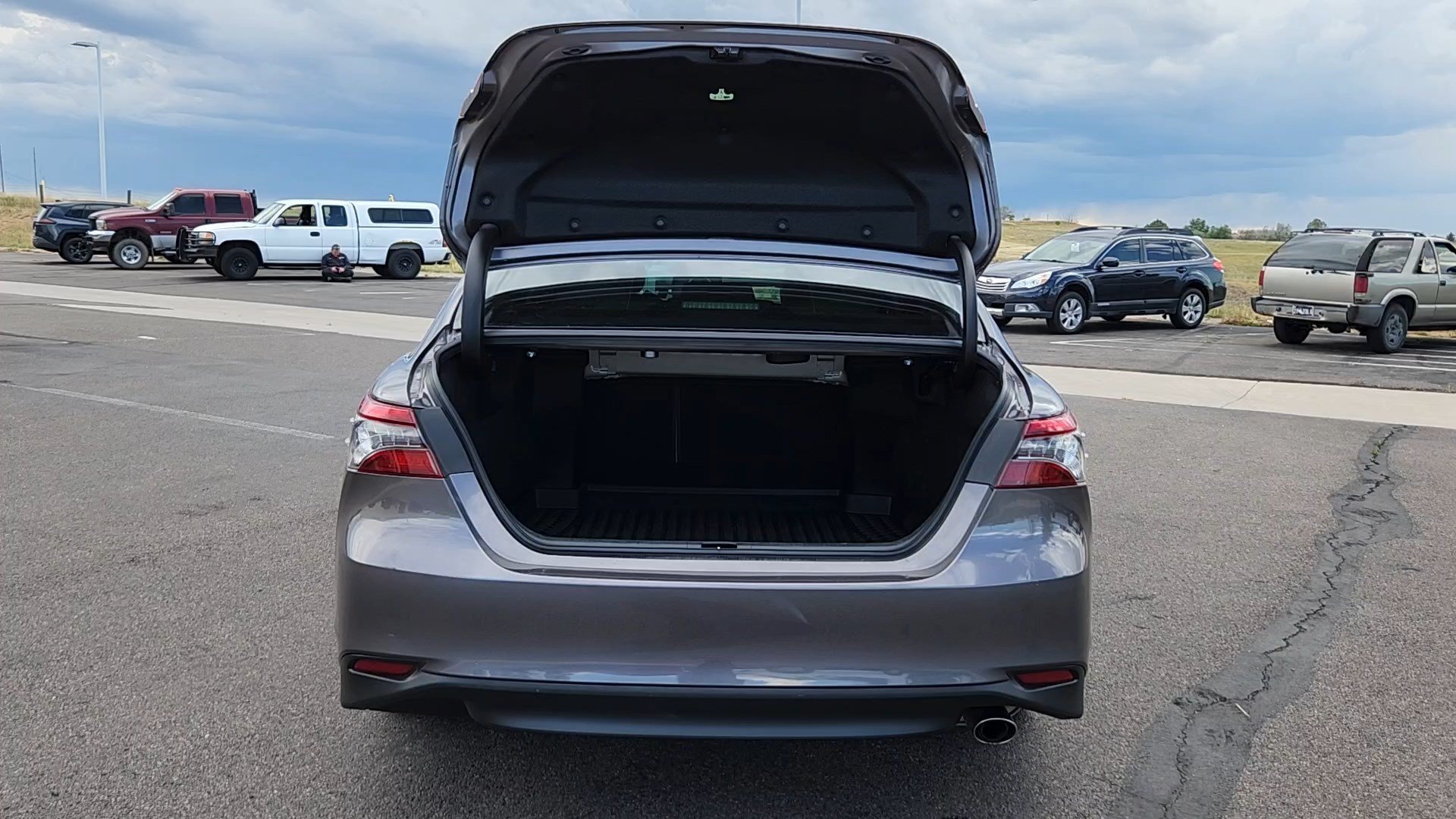 Used 2023 Predawn Gray Mica Toyota XLE image 18