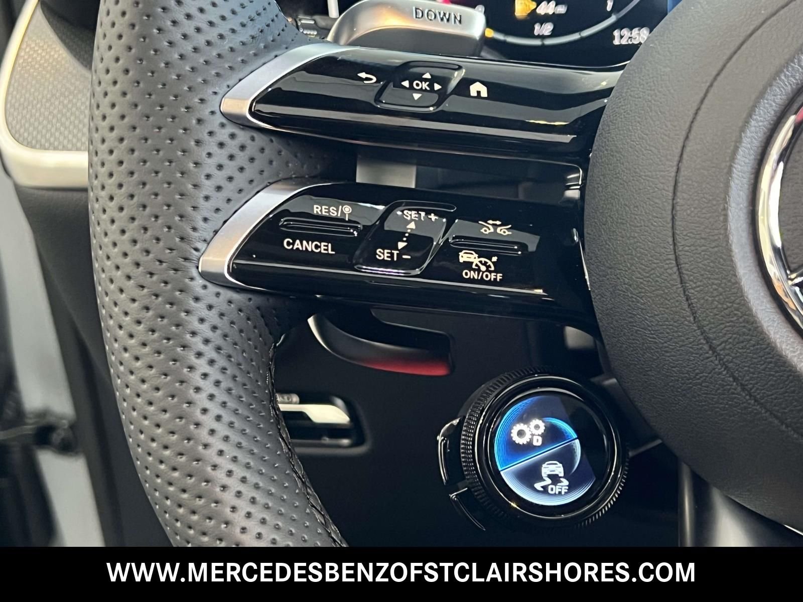 New 2026 MANUFAKTUR Cirrus Silver Magno Mercedes-Benz AMG® GLC 43 4MATIC® SUV image 26