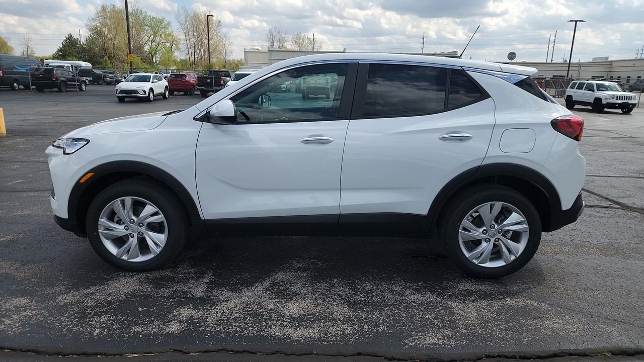New 2026 White Buick Preferred image 5