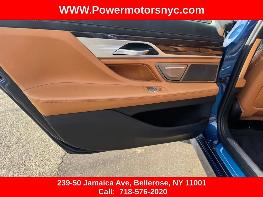 Used 2022 Blue BMW 750i xDrive image 26