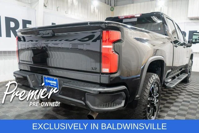 Used 2025 Black Chevrolet LT image 5