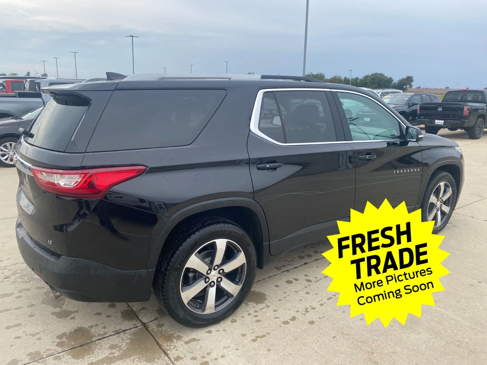 Used 2018 Mosaic Black Metallic Chevrolet LT Leather image 5
