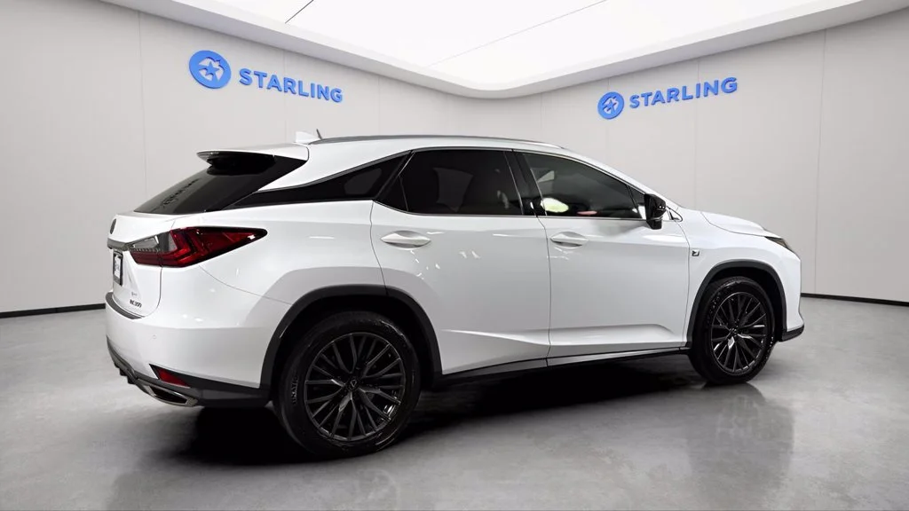 Used 2022 White Lexus F SPORT Handling image 10