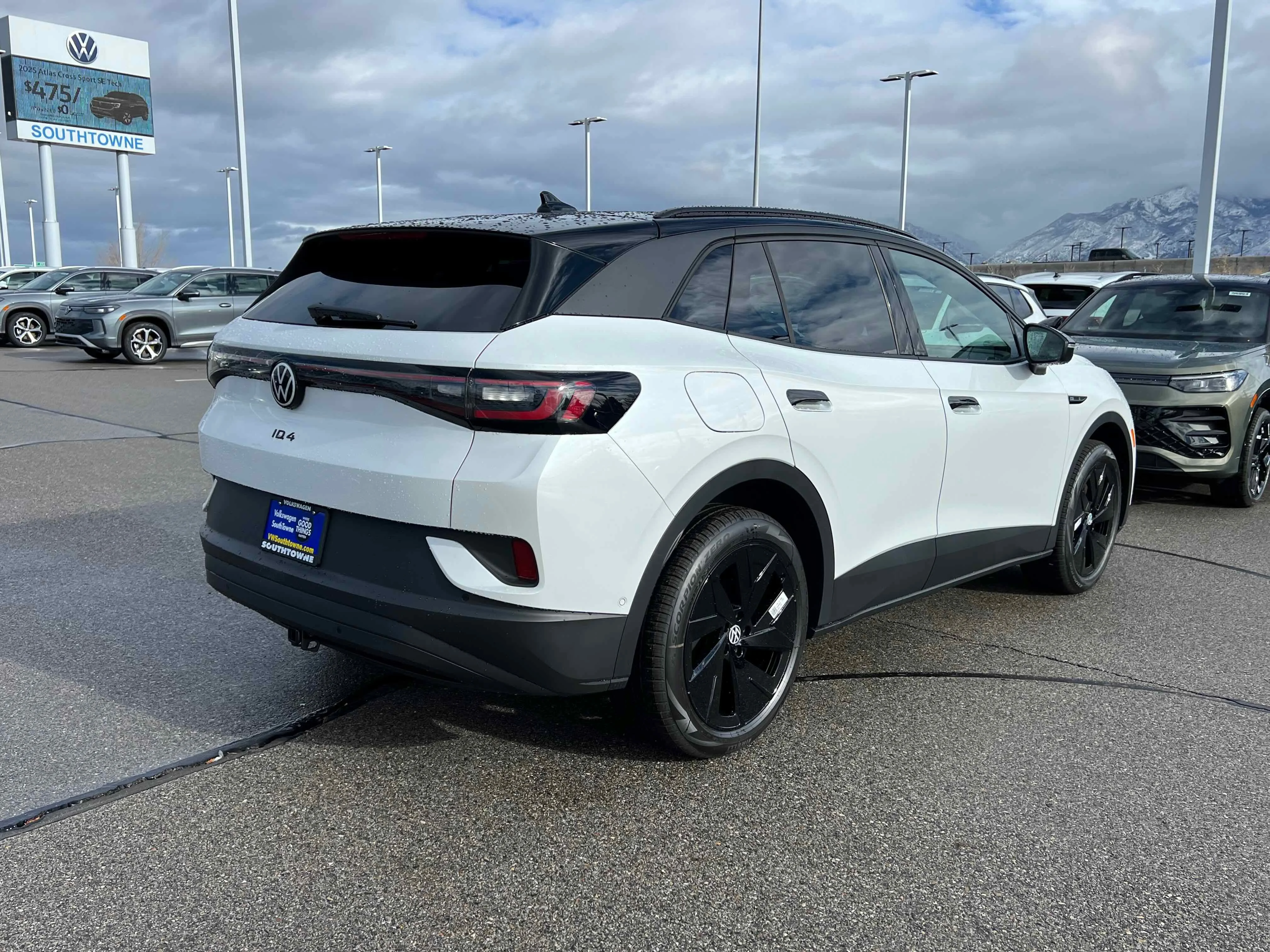 New 2026 Opal White Volkswagen Pro S Plus image 9