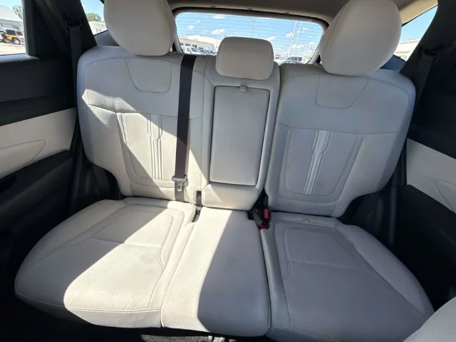 Used 2025 Gray Hyundai SEL image 43