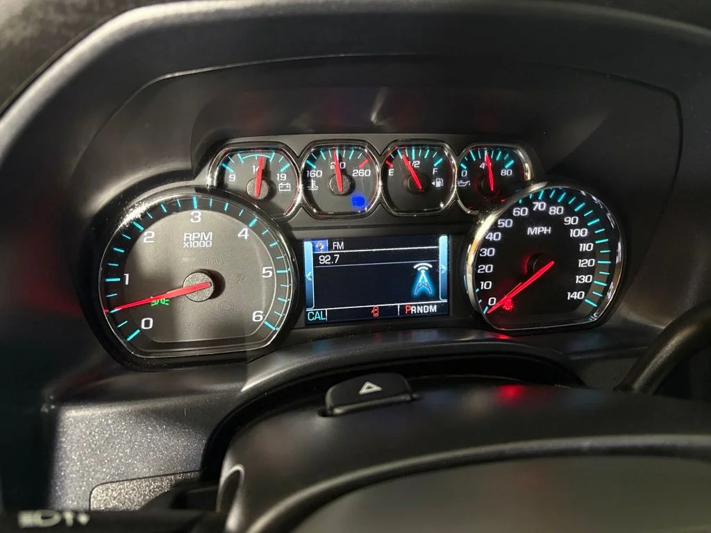 Used 2016 Gray Chevrolet LT image 27
