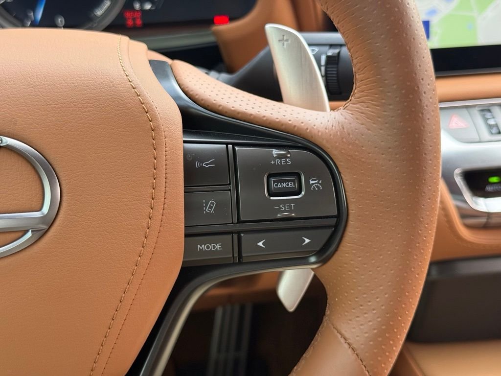 Used 2024 Brown Lexus 500 image 27