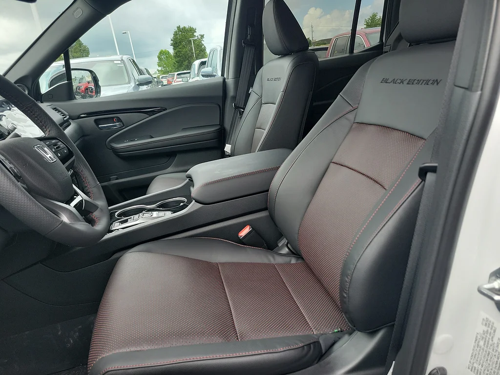 New 2026 Platinum White Pearl Honda Black Edition image 15