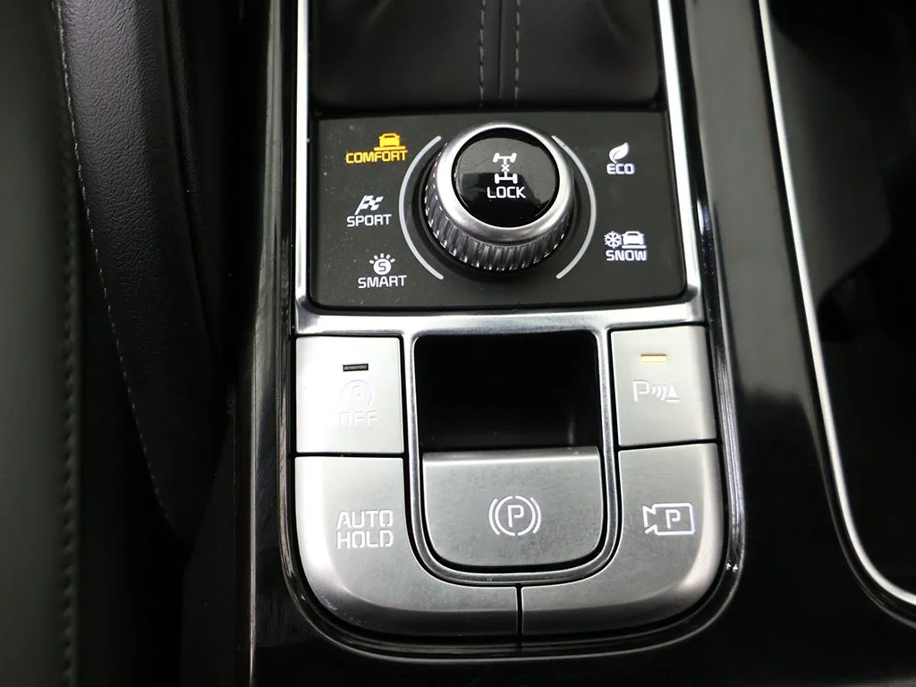 Used 2024 White Kia SX-Prestige X-Line image 62