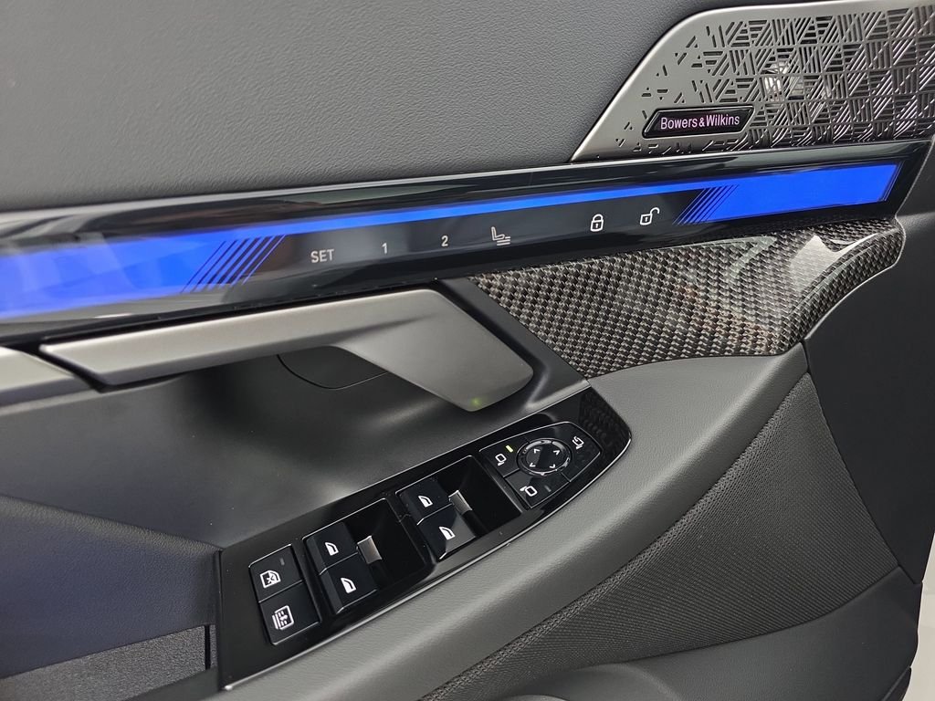 2026 BMW M5 M5 - Photo 27