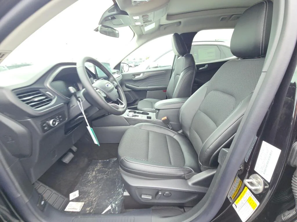 2025 Ford Escape Plug-in hybrid PHEV - Photo 18
