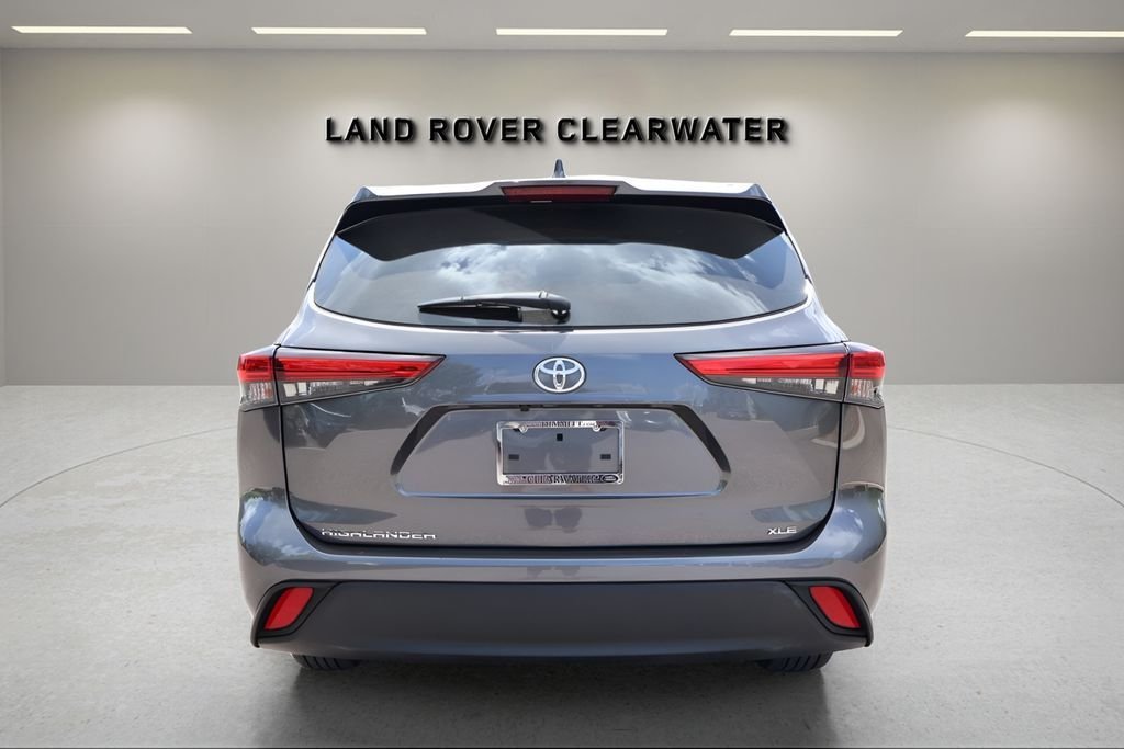 Used 2023 Gray Toyota XLE image 4