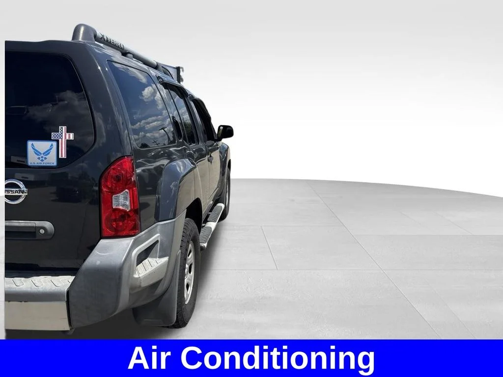 Used 2011 Black Nissan X image 5