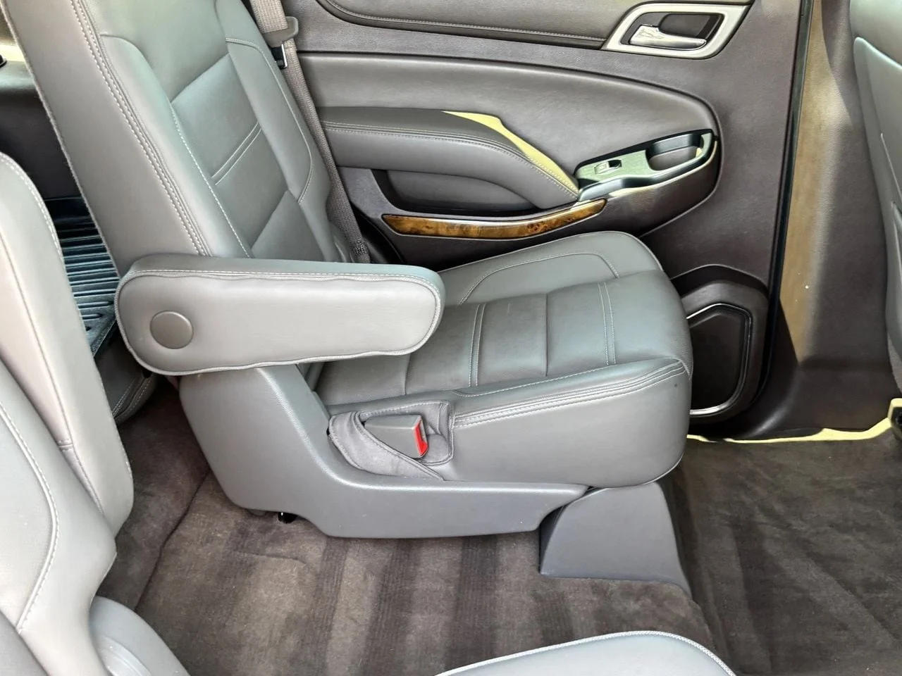 Used 2015 White Diamond Clearcoat GMC Denali image 11