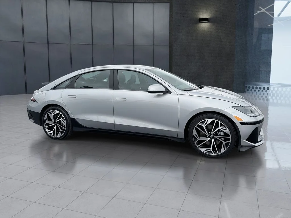 2024 Hyundai IONIQ 6 SEL