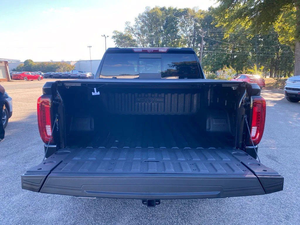 Used 2026 Onyx Black GMC Denali image 36