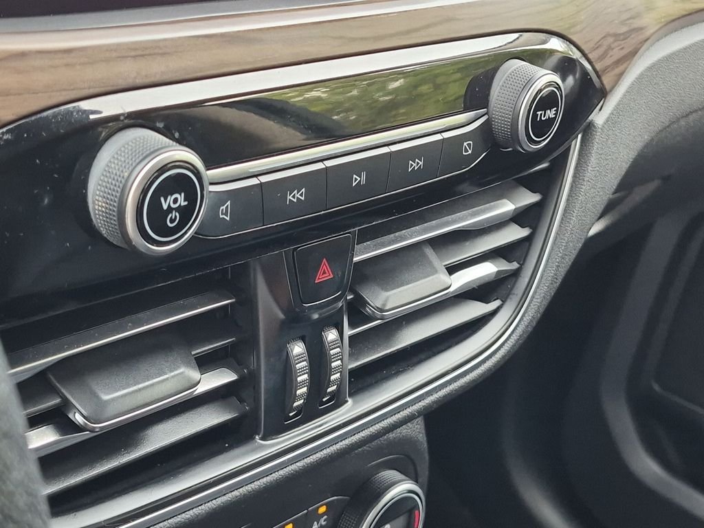 Used 2020 Gray Ford Titanium image 24
