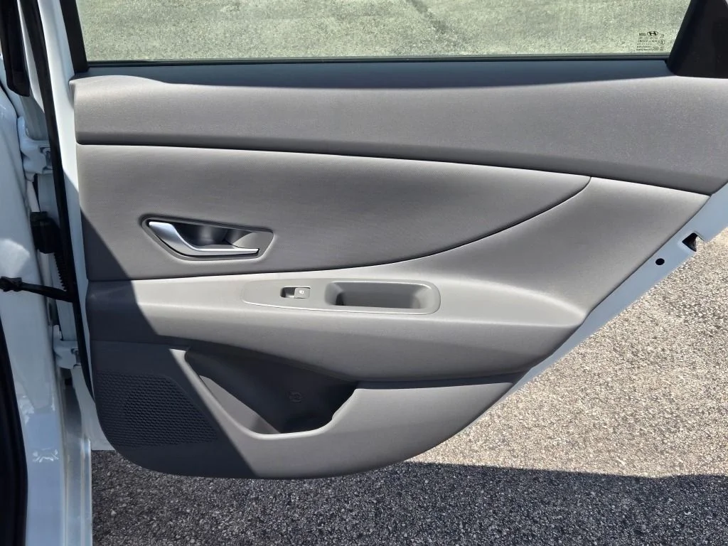 New 2026 White Hyundai SEL Sport image 8