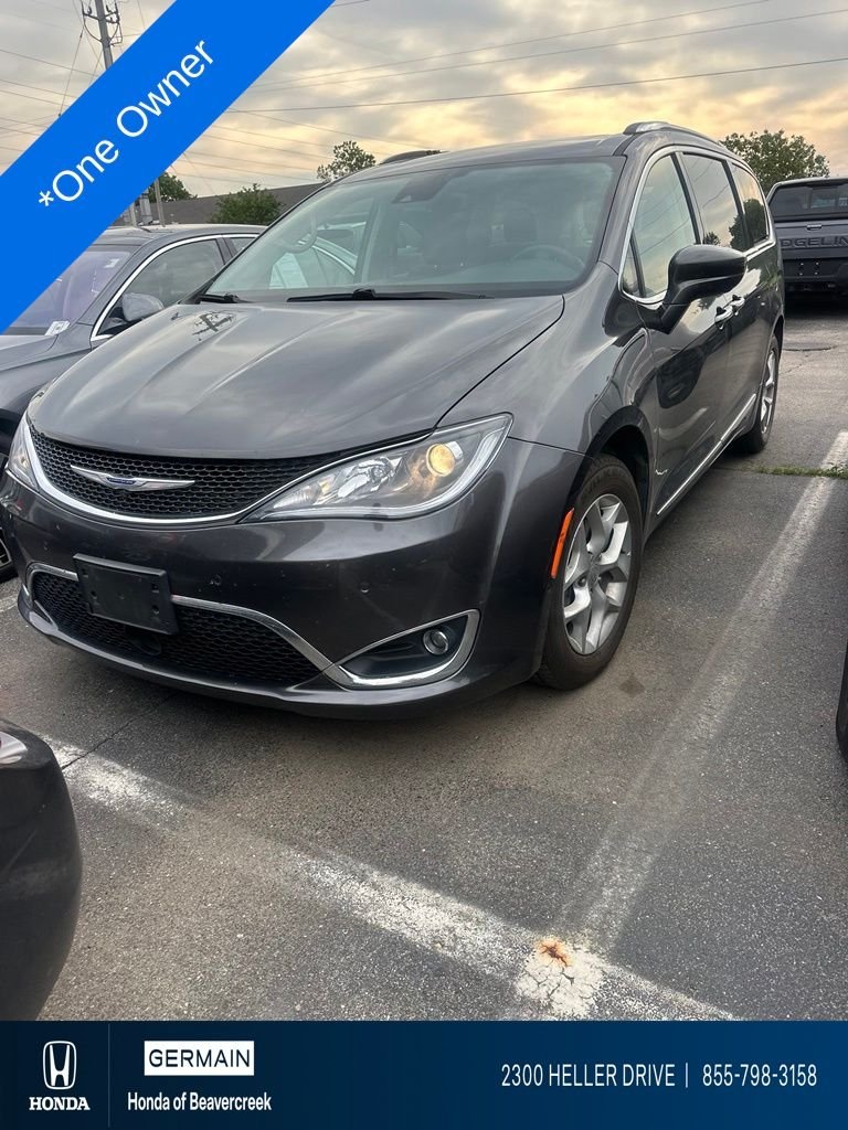 Used 2019 Granite Crystal Metallic Clearcoat Chrysler Touring L Plus image 1