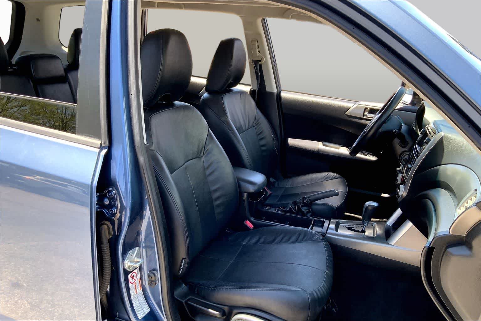 Used 2012 Marine Blue Pearl Subaru 2.5X Touring image 7