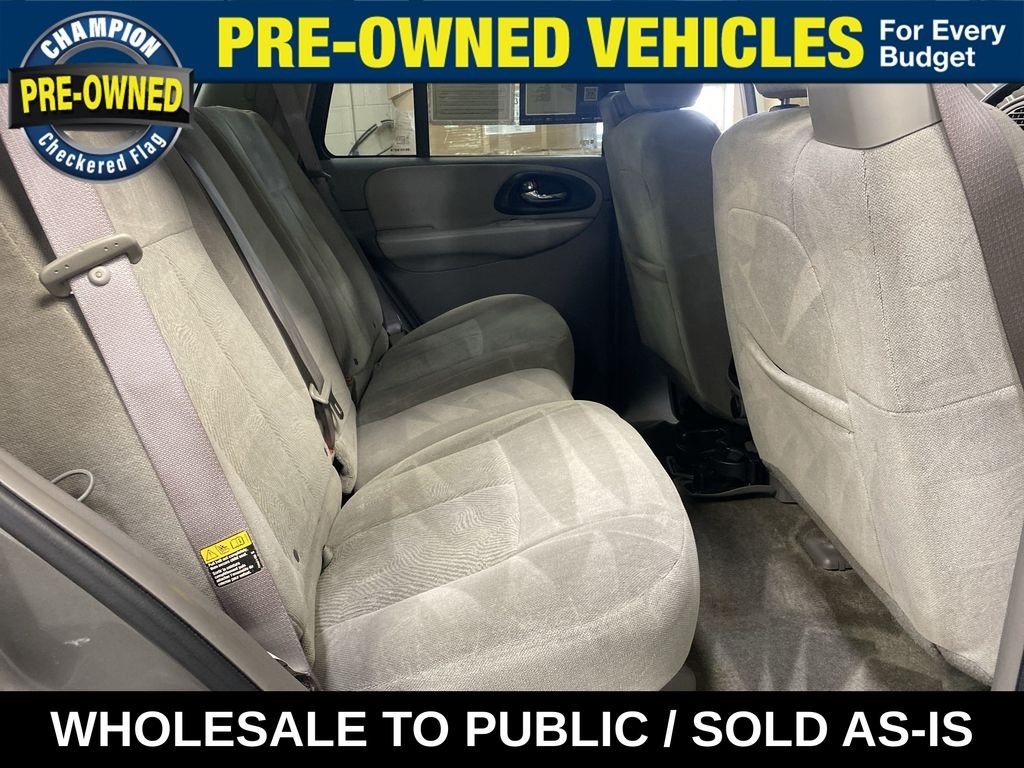 Used 2006 Graystone Metallic Chevrolet LS image 28