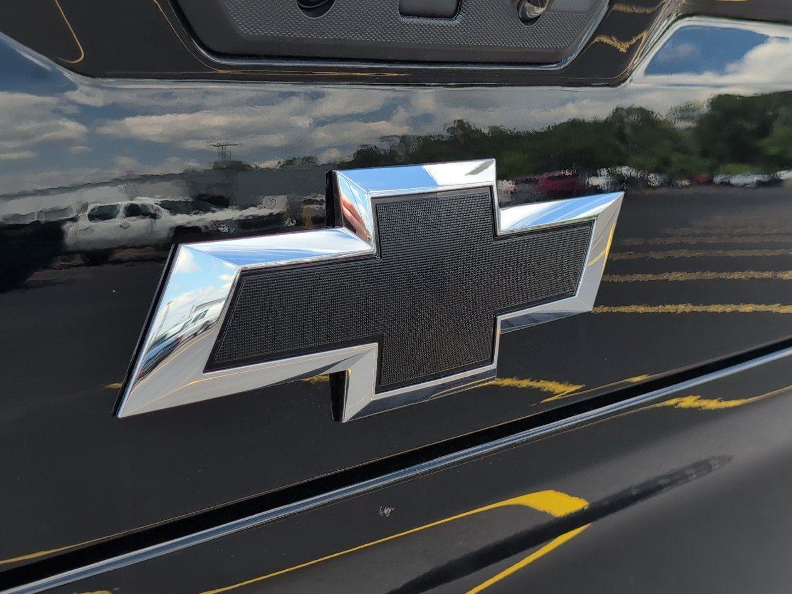 New 2026 Black Chevrolet High Country image 6