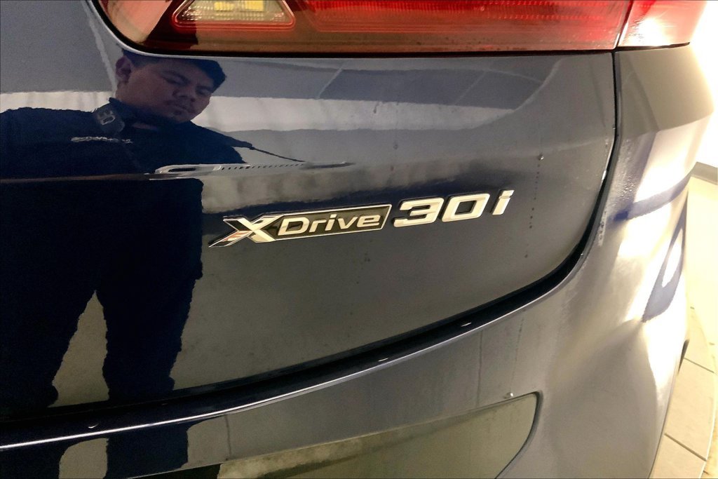 Certified Used 2025 Blue BMW xDrive30i image 30