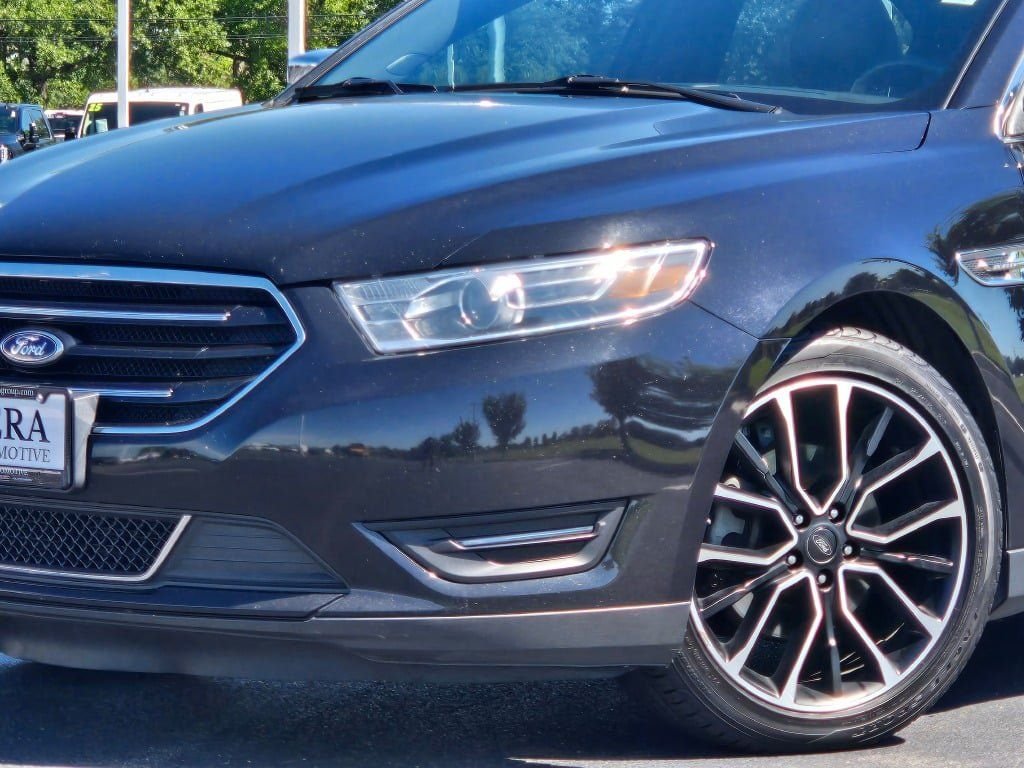 Certified 2019 Ford Taurus Limited with VIN 1FAHP2J80KG116801 for sale in Plano, IL