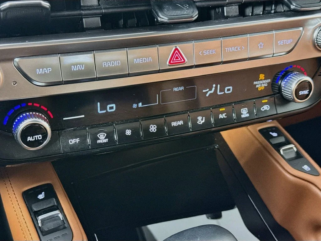 Used 2024 Black Kia EX X-Line image 20