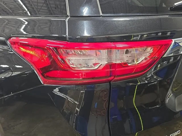 Used 2019 MOSAIC BLACK METALLIC Chevrolet LS image 33