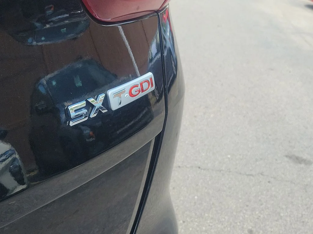 Used 2020 Red Kia SX image 8