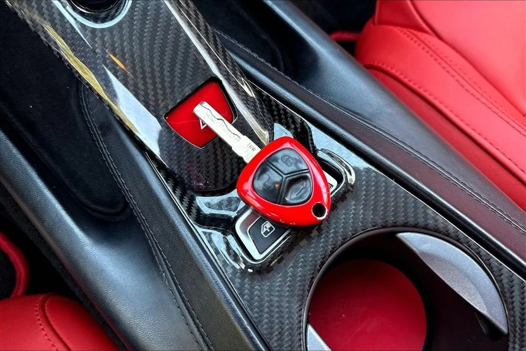 Used 2014 Nero Daytona Ferrari Berlinetta image 29