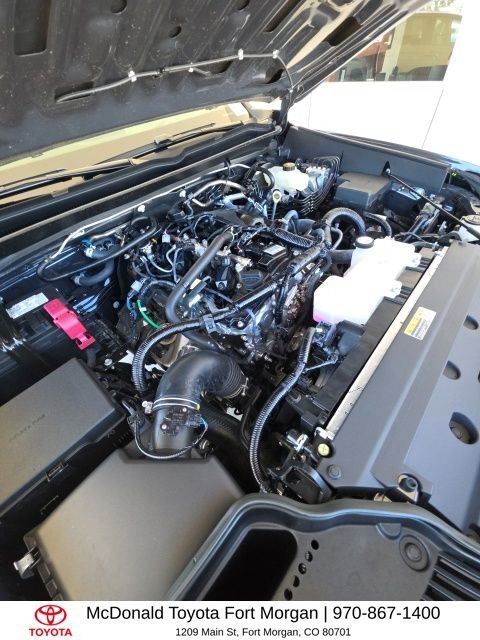 Used 2025  Toyota SR5 image 23